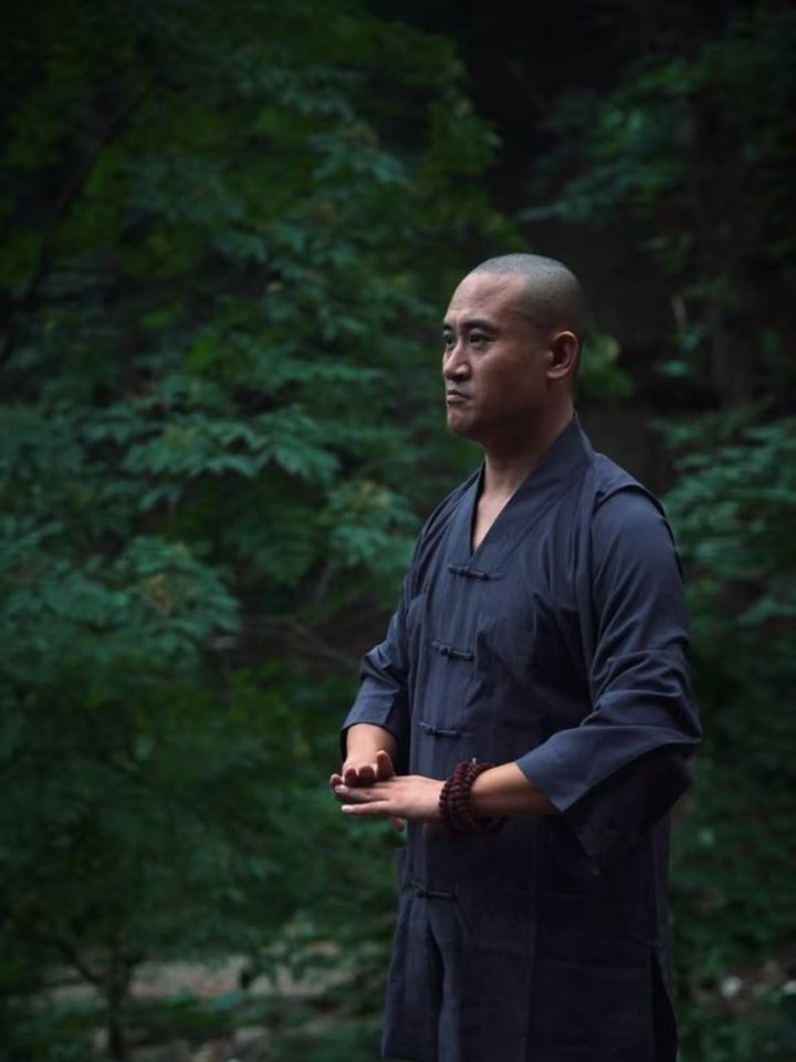Master practicing Qigong